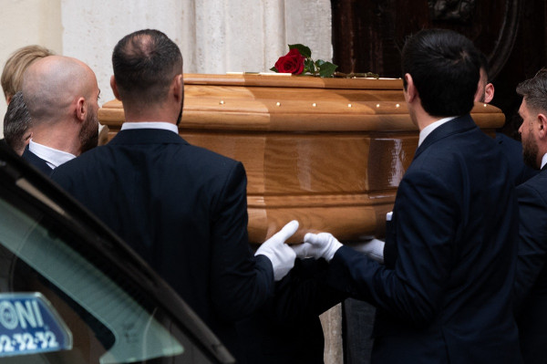 υυ