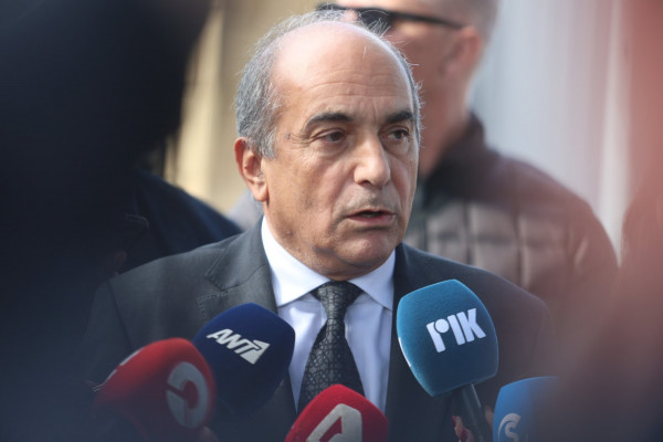 συλλούρης 