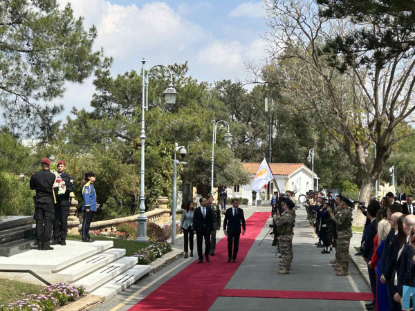 ολ