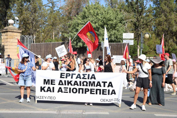 τττ