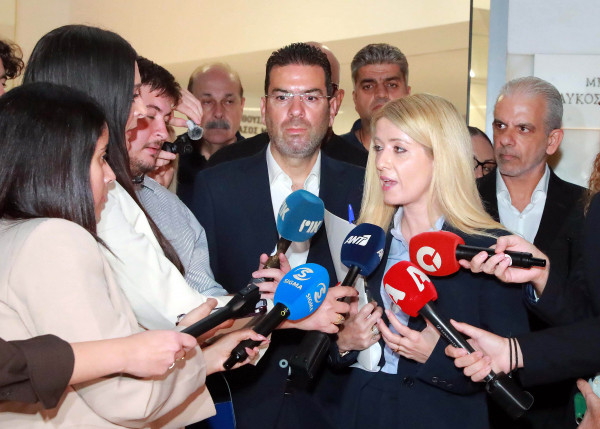 4τγτ