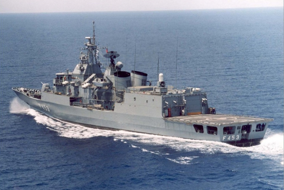Κρατούμενος πήδηξε στη θάλασσα από κατάστρωμα πλοίου – Σε εξέλιξη έρευνες για τον εντοπισμό του