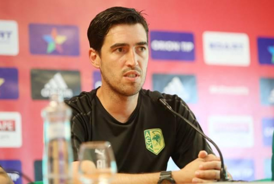 Μήλον της έριδος στην Πρέμιερ Λιγκ ο πρώην προπονητής της ΑΕΚ!