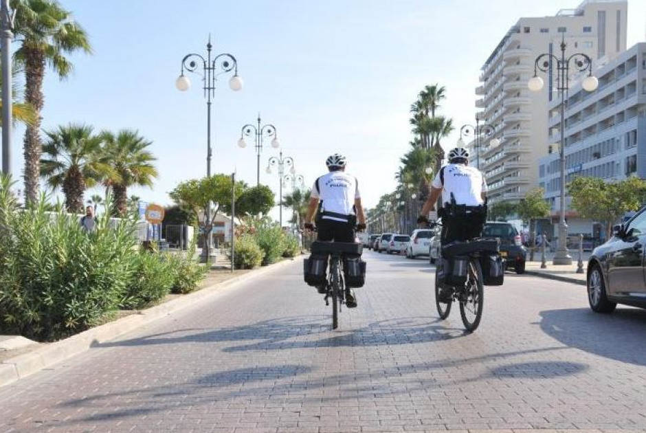 Η Αστυνομία «τσάκωσε» υπόπτους με τσάντες γεμάτες προσωπικά αντικείμενα