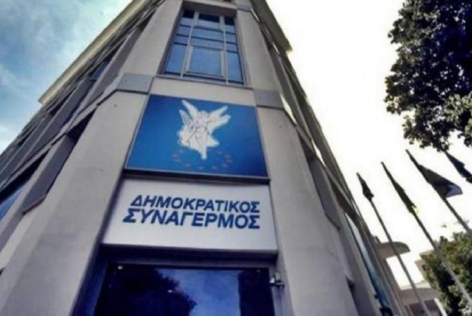 ΔΗΣΥ: «Πλήρης αποτυχία ο θεσμός της εθελοντικής στράτευσης γυναικών»