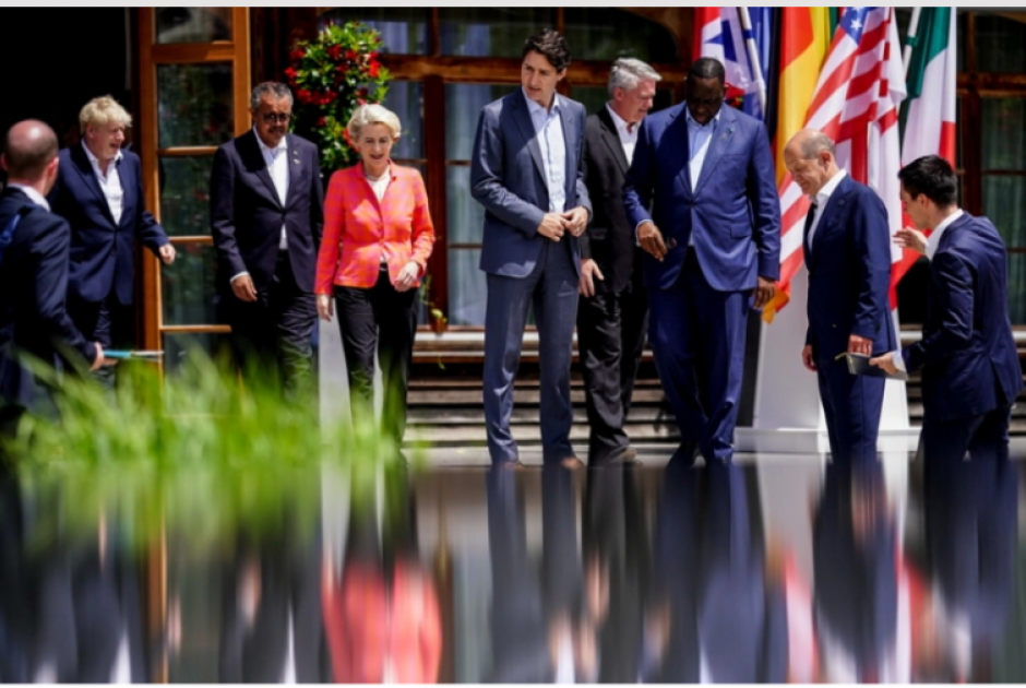 g7