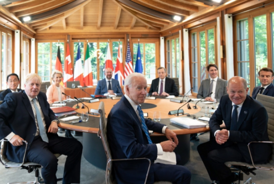 g7