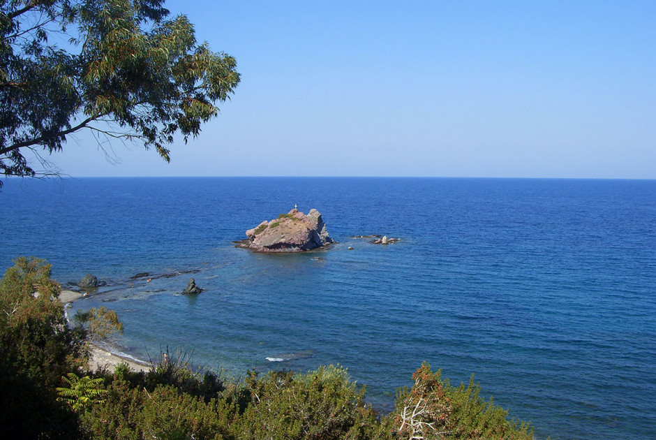 νεο χωριο παραλια