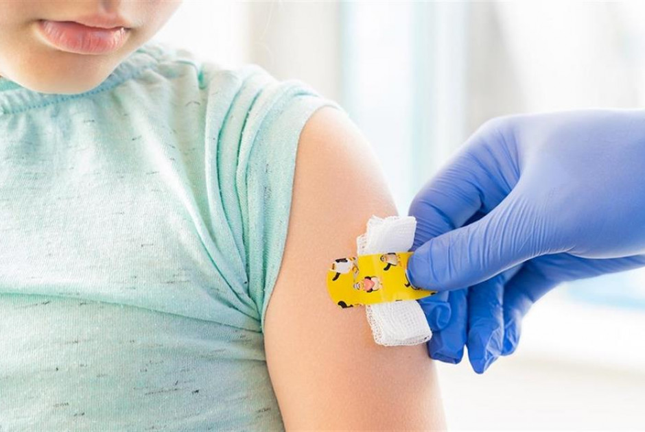 NYT: Ο FDA συνδέει θανάτους παιδιών με εμβόλια κατά της COVID