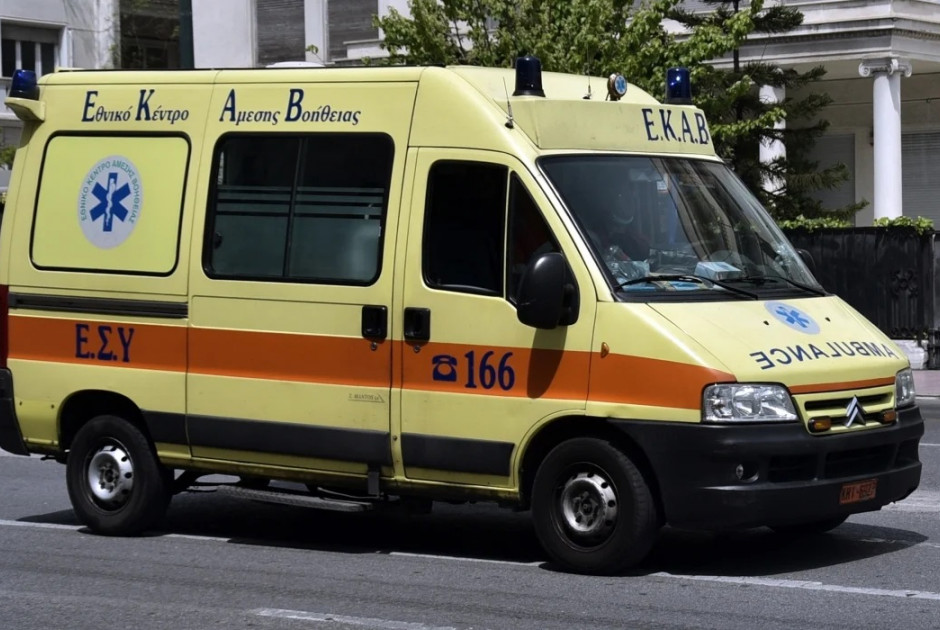 ασθενοφορο ελλαδα