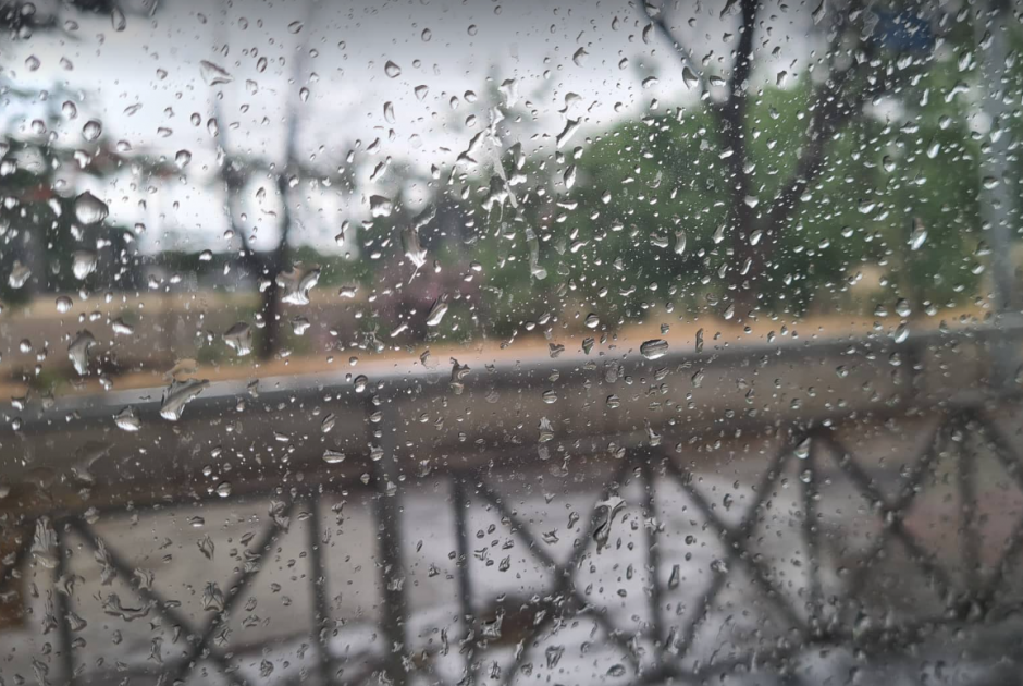 Έκλεισαν δρόμοι λόγω υπερχείλισης γεφυριών στη Λευκωσία