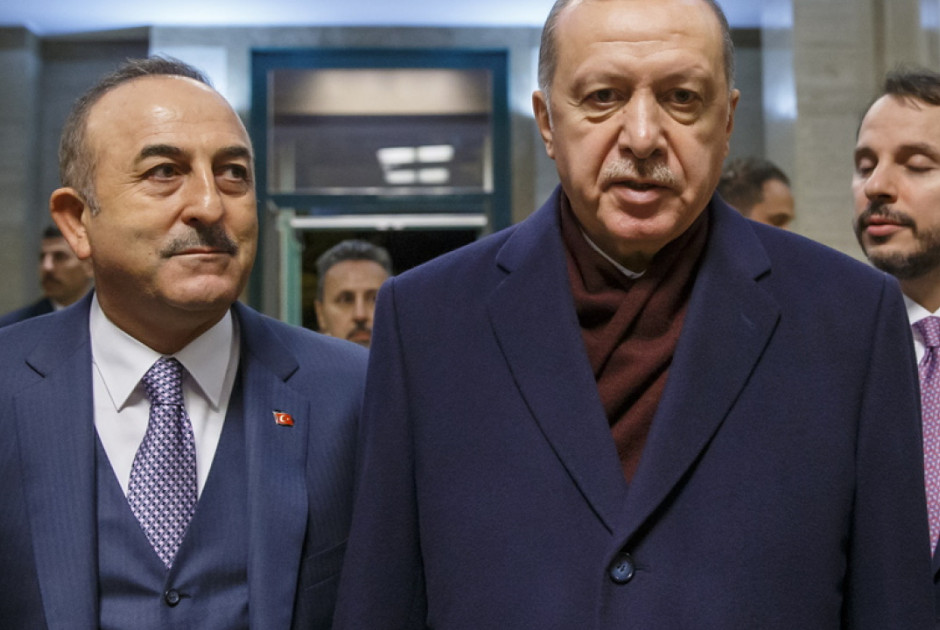 Ρετζέπ Ταγίπ Ερντογάν Μεβλούτ Τσαβούσογλου