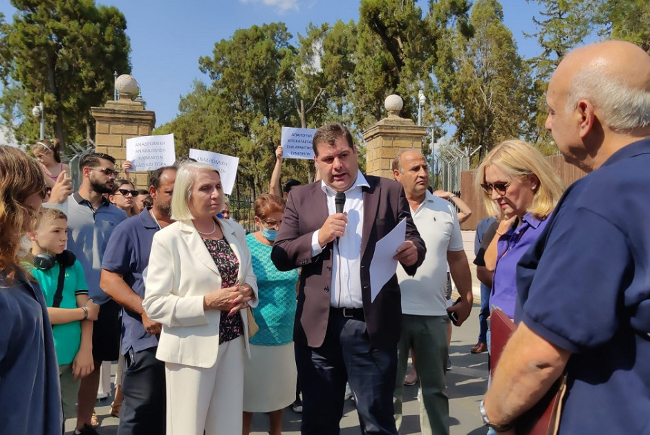διαμαρτυρία γυναίκες υπαξιωματικοί