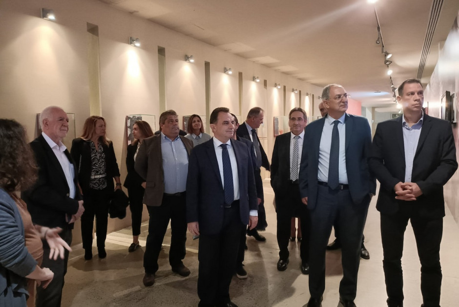 Αθηένου