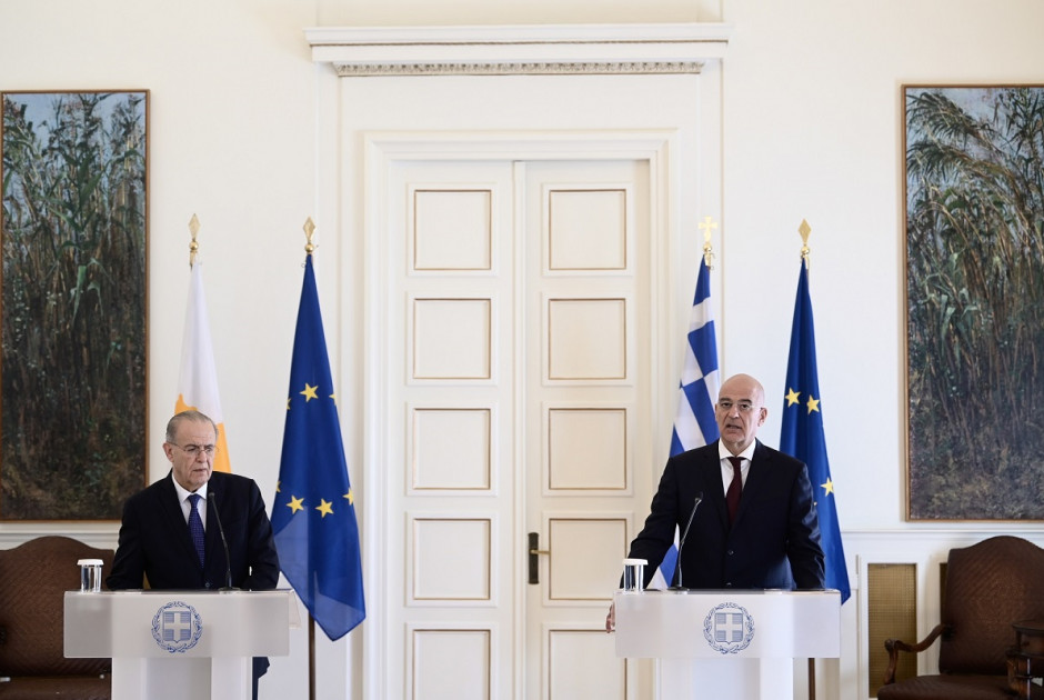 Δένδιας Κασουλίδης