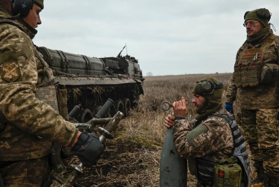 FT: Οι ΗΠΑ συνδέουν τις εγγυήσεις ασφαλείας που υπόσχονται στο Κίεβο με την παραχώρηση του Ντονμπάς