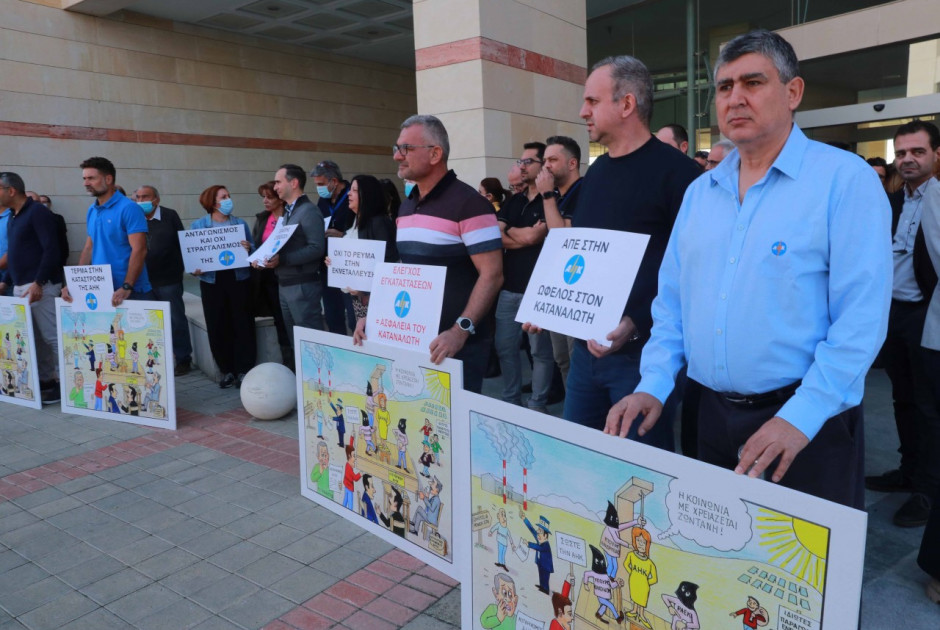 &Sigma;&epsilon; &alpha;&pi;&epsilon;&rho;&gamma;&iota;&alpha;&kappa;ό &kappa;&lambda;&omicron;&iota;ό &eta; &Alpha;&Eta;&Kappa;: 24&omega;&rho;&eta; &kappa;&iota;&nu;&eta;&tau;&omicron;&pi;&omicron;ί&eta;&sigma;&eta; &epsilon;&rho;&gamma;&alpha;&zeta;&omicron;&mu;έ&nu;&omega;&nu;