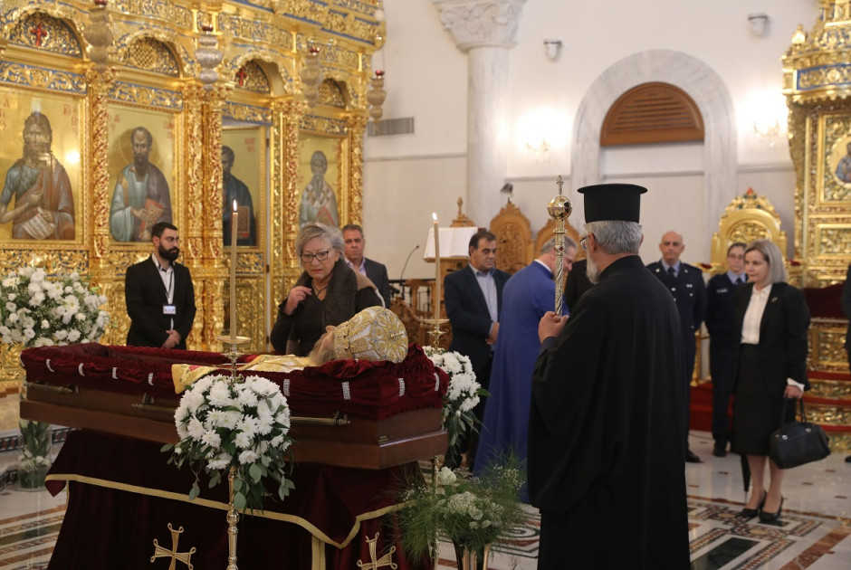 λαϊκό προσκύνημα