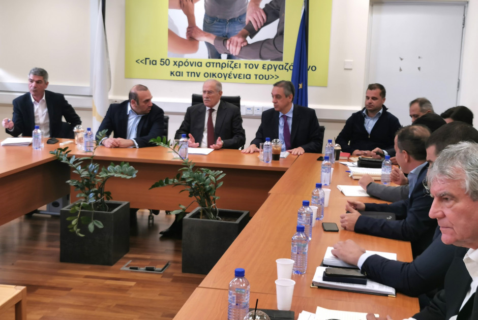 λιμενεργάτες