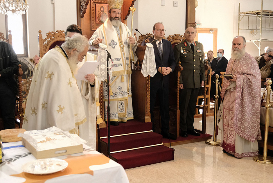 υπουργός αμυνας