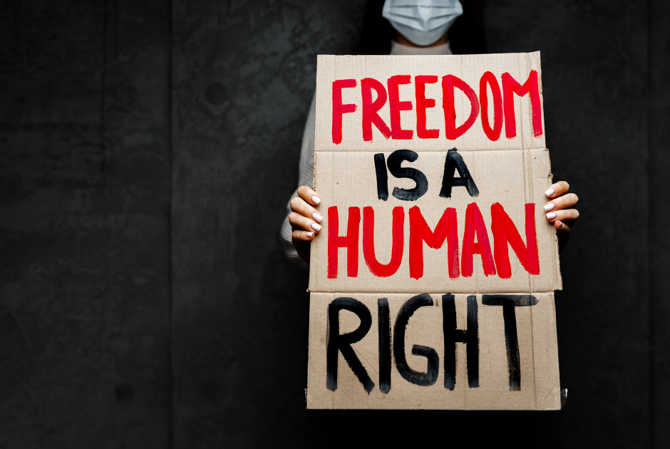 ανθρώπινα δικαιώματα