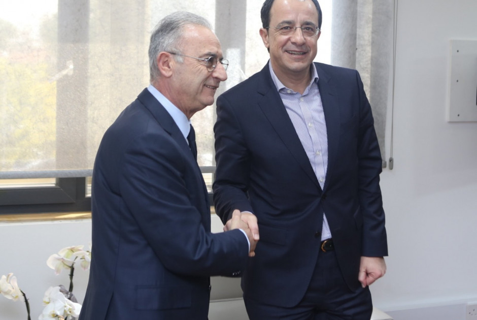 Αβέρωφ Νεοφύτου: Ζήτησε να συναντηθεί με τον Πρόεδρο Χριστοδουλίδη για να συζητήσουν για το Κυπριακό