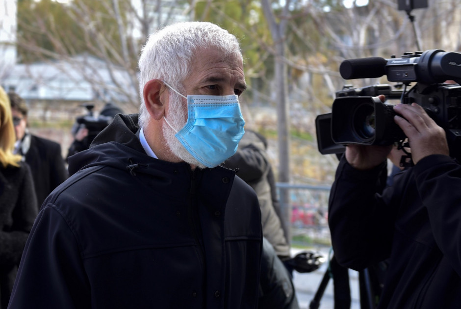 Πέτρος Φιλιππίδης