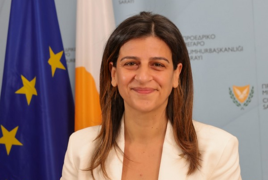 Συνεργασία για ενδυνάμωση γυναικών συζήτησε η Επίτροπος Ισότητας στο Κάιρο