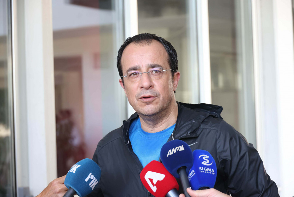 ξτφ