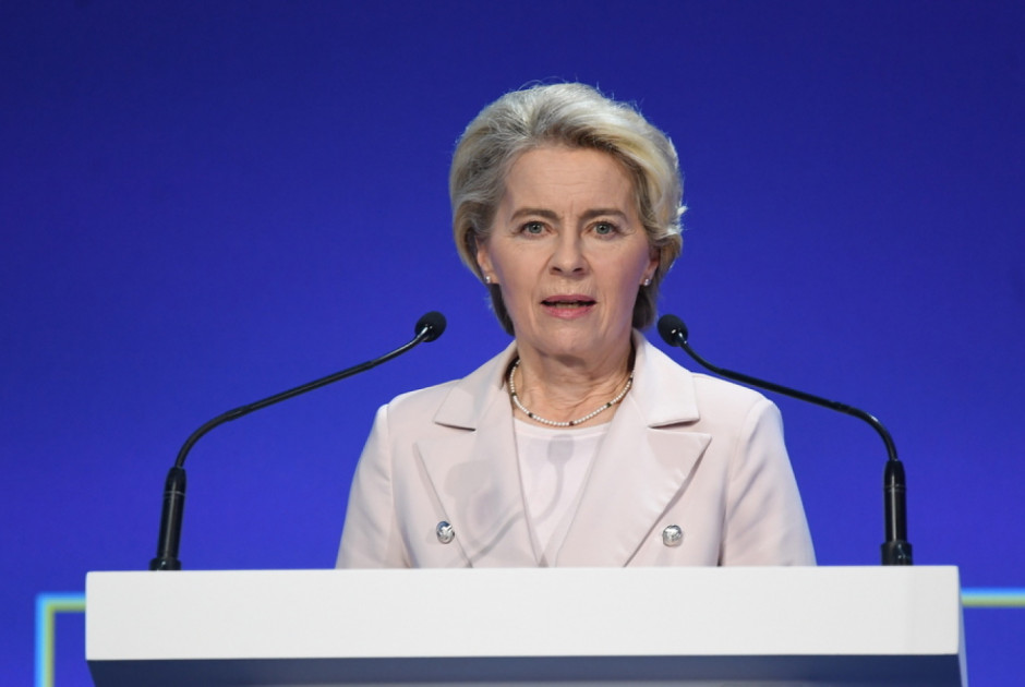 Φον ντερ Λάιεν: Η ΕΕ στέκεται στο πλευρό των κρατών μελών μετά την επίθεση drone στο Ακρωτήρι