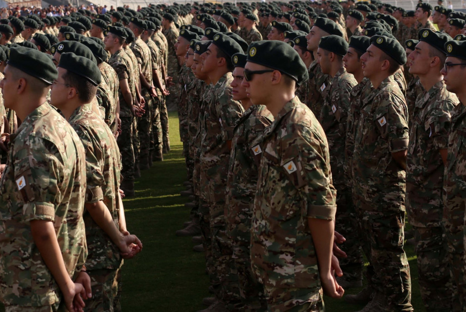 Υπουργείο Άμυνας: Νέα κριτήρια για στρατιωτικές σχολές και παράταση αιτήσεων