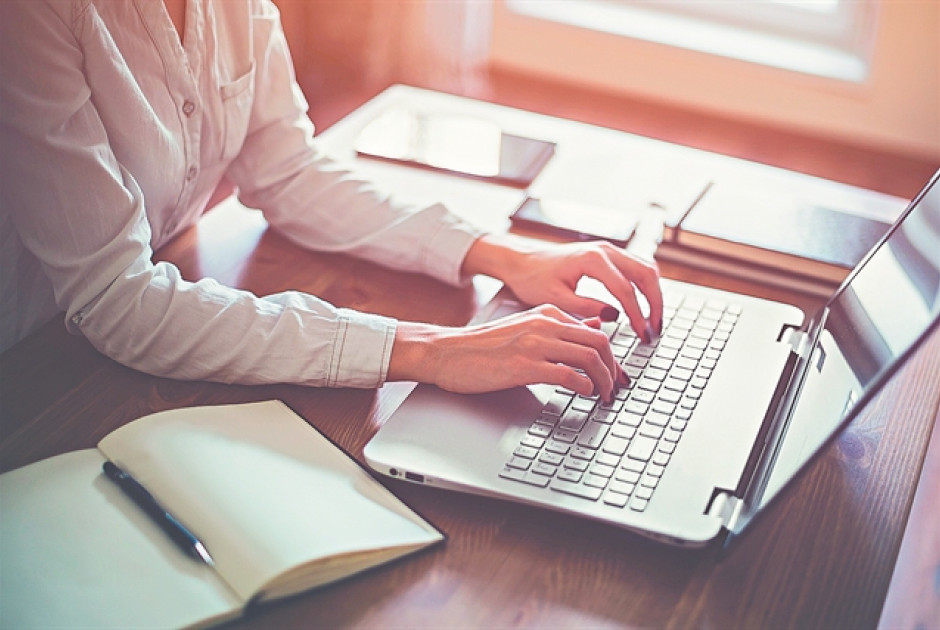 Η Βουλή ψήφισε νομοθεσία για την τηλεργασία στο δημόσιο