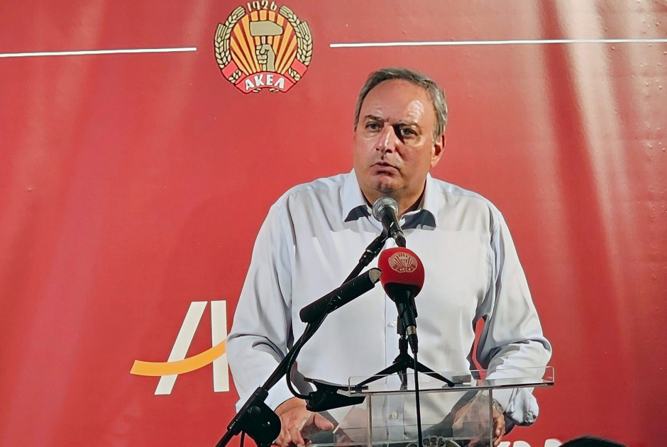 Επανέρχεται ο Στεφάνου: «Αργοπορημένη αντίδραση Κυβέρνησης, δεν απαντά σε σοβαρά ερωτήματα»