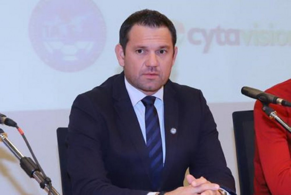 ΠΑΣΠ: Τα βάζει ξανά με τον ΚΟΑ και απολογείται στο ΑΠΟΕΛ
