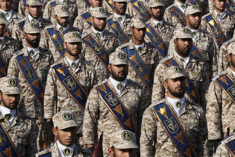 Φρουροί της Επανάστασης: Πυραυλικά πλήγματα σε Ισραήλ και βάσεις σε Κουβέιτ, Μπαχρέιν και Ιορδανία