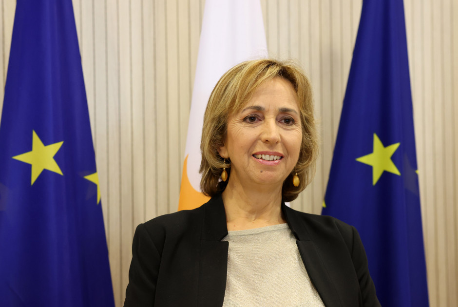 &Epsilon;&pi;. &Pi;&epsilon;&rho;&iota;&beta;ά&lambda;&lambda;&omicron;&nu;&tau;&omicron;&sigmaf;: A&nu;έ&delta;&epsilon;&iota;&xi;&epsilon; &tau;&eta; &sigma;&eta;&mu;&alpha;&sigma;ί&alpha; &pi;&omicron;&lambda;&upsilon;&epsilon;&pi;ί&pi;&epsilon;&delta;&eta;&sigmaf; &pi;&rho;&omicron;&sigma;έ&gamma;&gamma;&iota;&sigma;&eta;&sigmaf; &tau;&eta;&sigmaf; &pi;&omicron;&lambda;&iota;&tau;&iota;&sigma;&tau;&iota;&kappa;ή&sigmaf; &kappa;&lambda;&eta;&rho;&omicron;&nu;&omicron;&mu;&iota;ά&sigmaf;