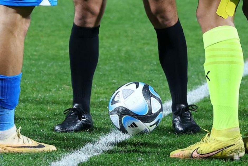 &Kappa;&upsilon;&pi;&rho;&iota;&alpha;&kappa;ή &omicron;&mu;ά&delta;&alpha; &pi;&rho;ώ&tau;&eta;&sigmaf; &kappa;&alpha;&tau;&eta;&gamma;&omicron;&rho;ί&alpha;&sigmaf; &chi;&omega;&rho;ί&sigmaf; &gamma;ή&pi;&epsilon;&delta;&omicron; &gamma;&iota;&alpha; &pi;&rho;&omicron;&pi;ό&nu;&eta;&sigma;&eta;