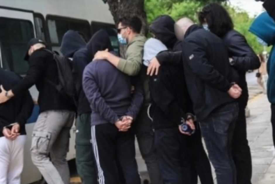 ολυ προφυλ