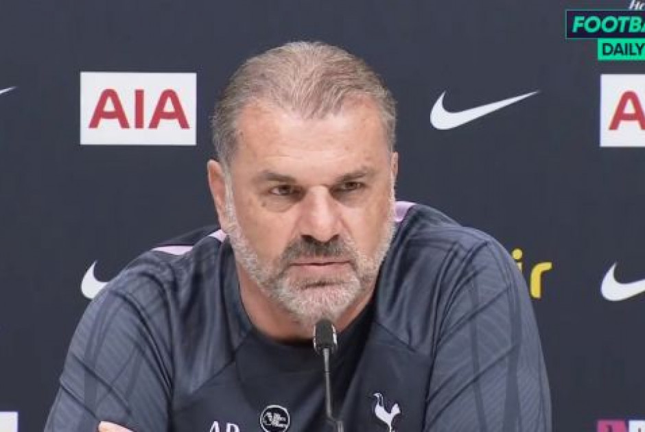 Ο Ποστέκογλου διόρθωσε δημοσιογράφο: "Είμαι επίσης Έλληνας και περήφανος"