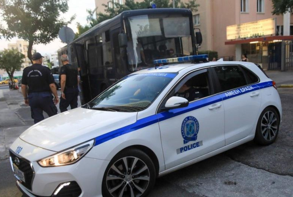 αστυν