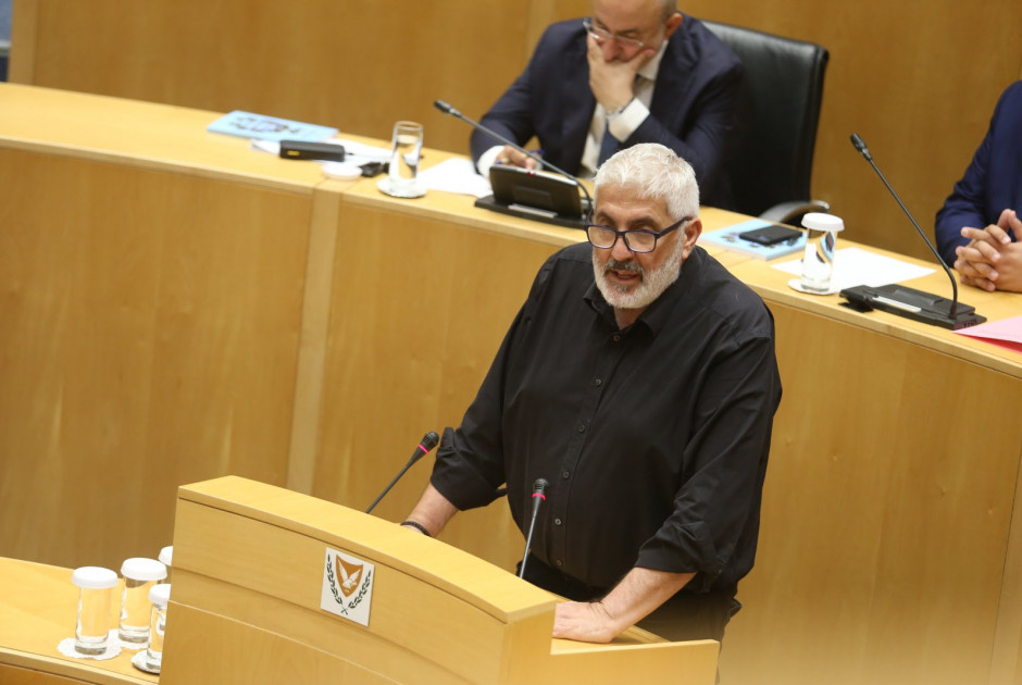 Κωστης Ευσταθιου