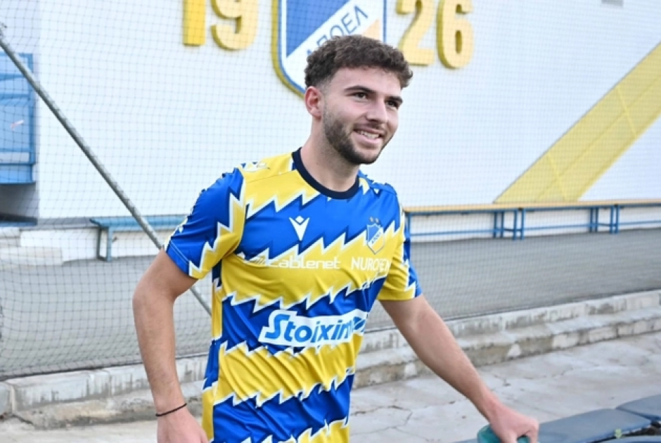 ΕΞΕΛΙΞΗ με Βρόντη στο ΑΠΟΕΛ