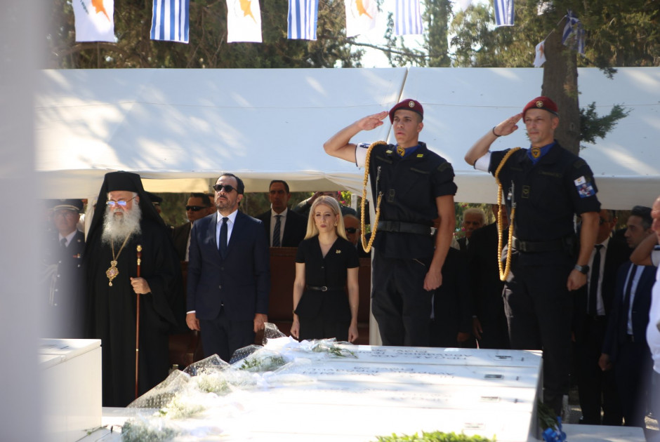 μνημοσυνο αντιστασιακων