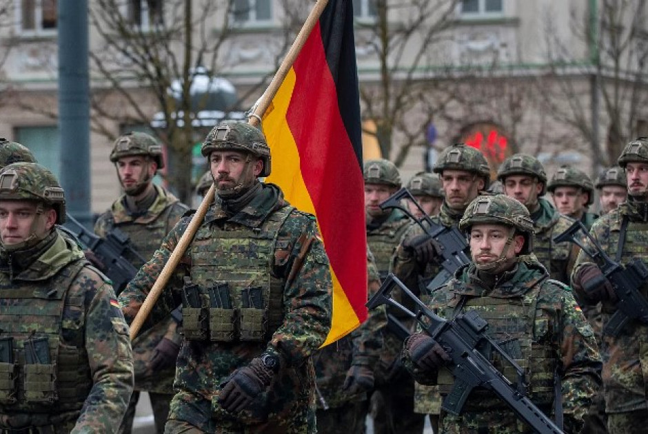 «Ανησυχία και δέος» για τις αμυντικές δαπάνες και την ενισχυόμενη στρατιωτική ισχύ της Γερμανίας - Το απευκταίο σενάριο
