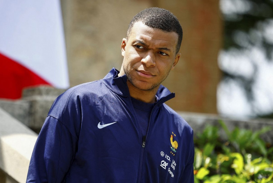 Ο Μπαπέ απαιτεί 240 εκατομμύρια ευρώ αποζημίωση από την Παρί!