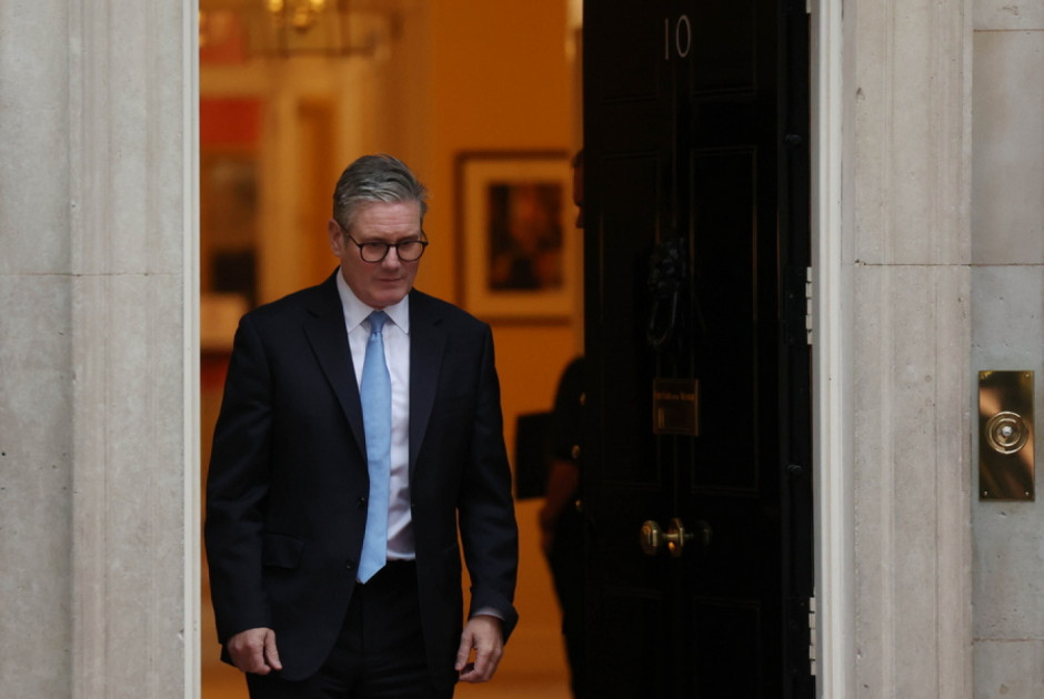 Στάρμερ: Έκκληση για περισσότερα όπλα μεγάλης εμβέλειας για την Ουκρανία