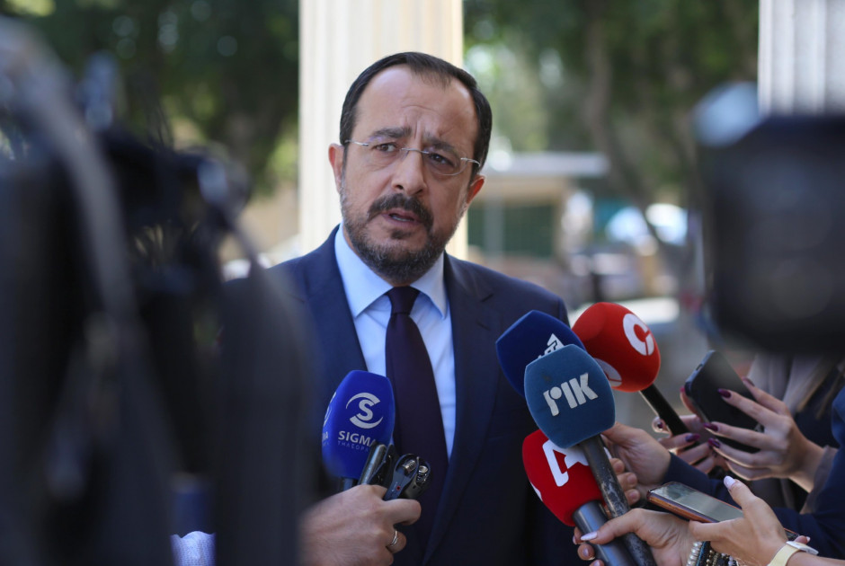 προεδρος της δημοκρατιας
