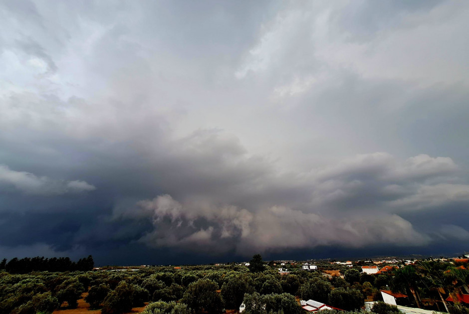 Συνεχίζεται και τις επόμενες μέρες το βροχερό σκηνικό;