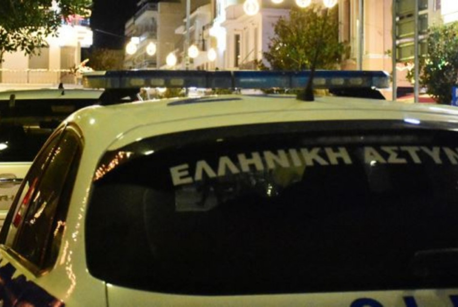 Ελλάδα: Άνδρας μαχαίρωσε τη γυναίκα του στον λαιμό και αυτοκτόνησε πέφτοντας από ταράτσα