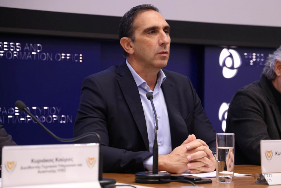 ΥΠΕΣ: Η Κύπρος παραμένει σταθερά και σθεναρά στο πλευρό της Ουκρανίας